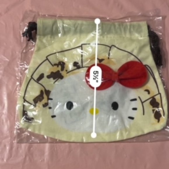 NEW- Hello Kitty Pouch - Picture 3 of 3